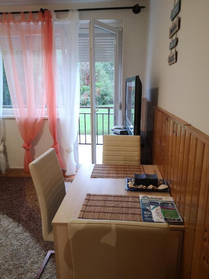 Dorka Apartman Vonyarcvashegy Exterior photo